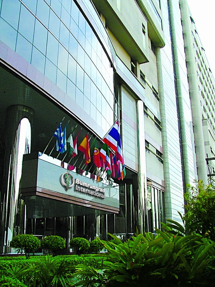 Bumrungrad International Hospital — main entrance and tower (Bangkok)